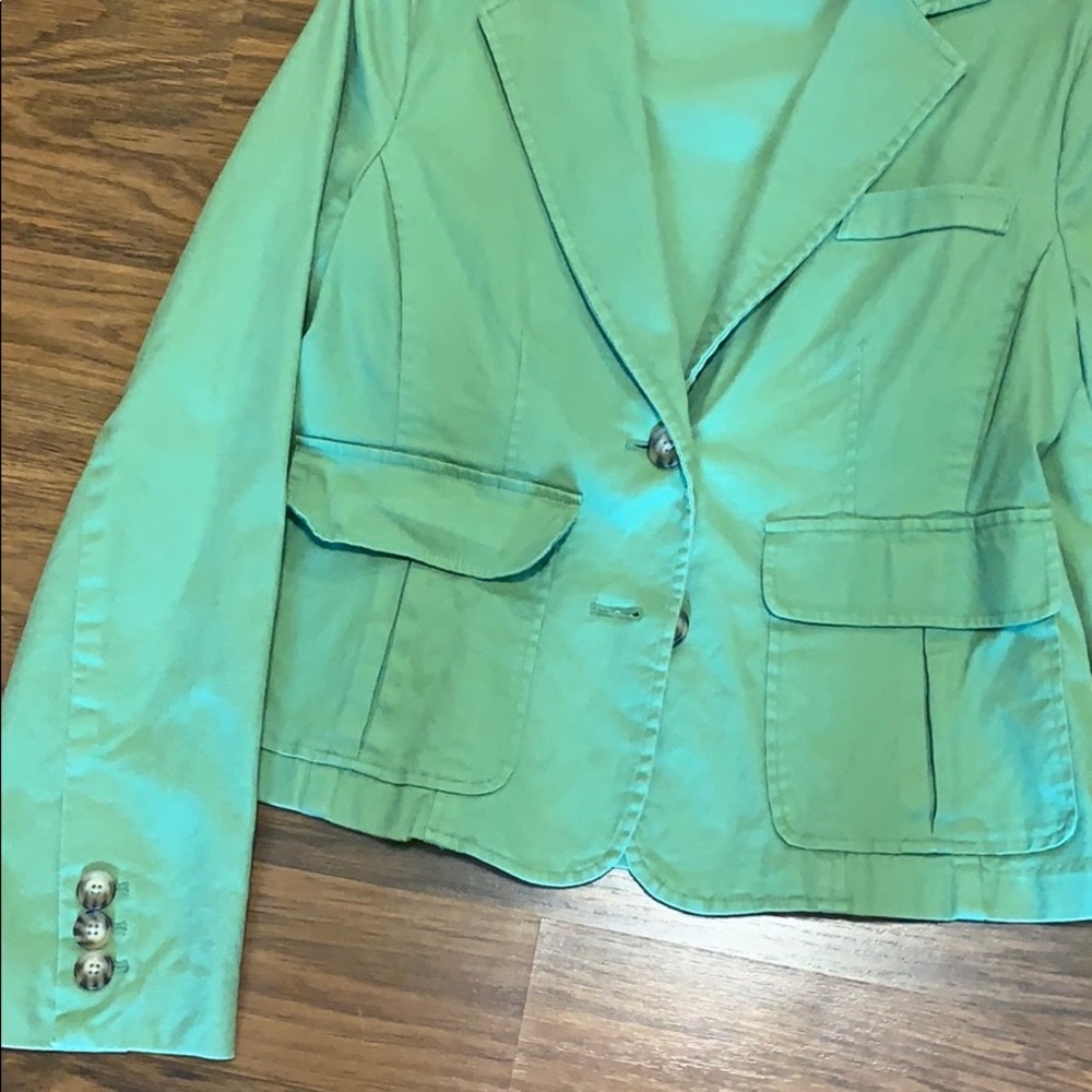 blazer - Picture 2 of 4